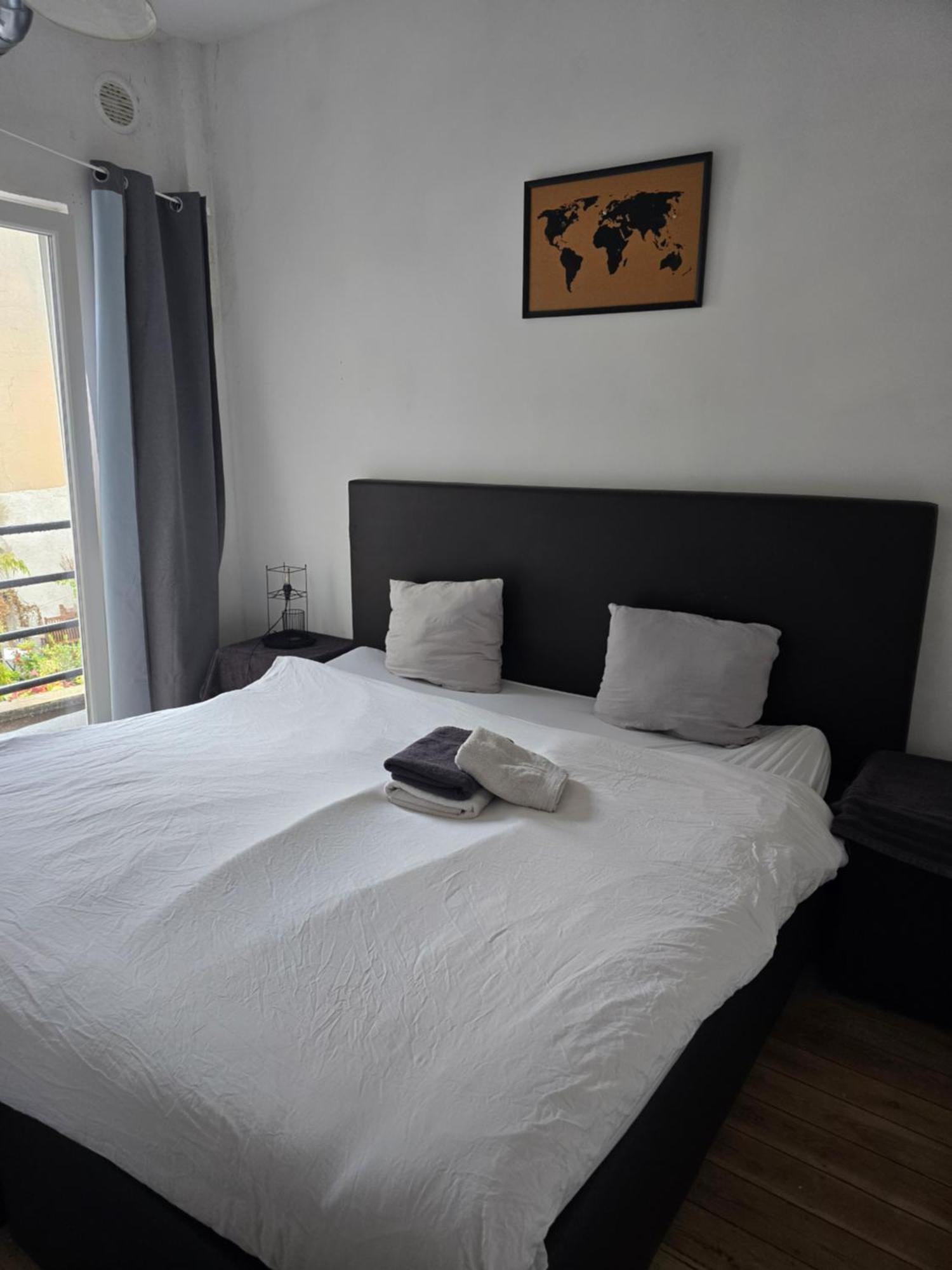 Appartamento Den Gulden Hoorn Anversa Esterno foto